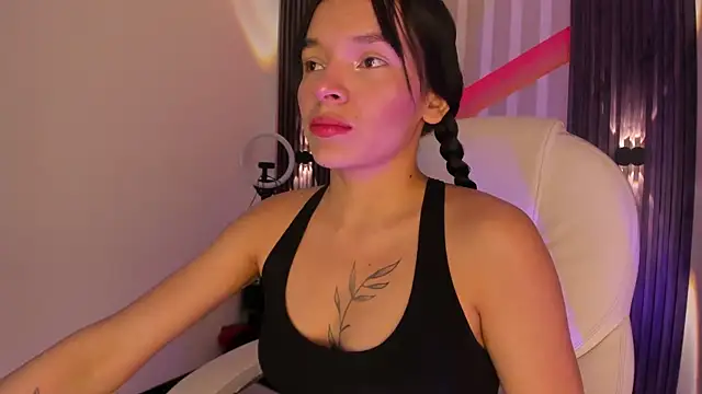  shantal smith online show from 06-03-26, 01:17
