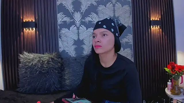  shantal smith online show from 10-19-25, 04:54