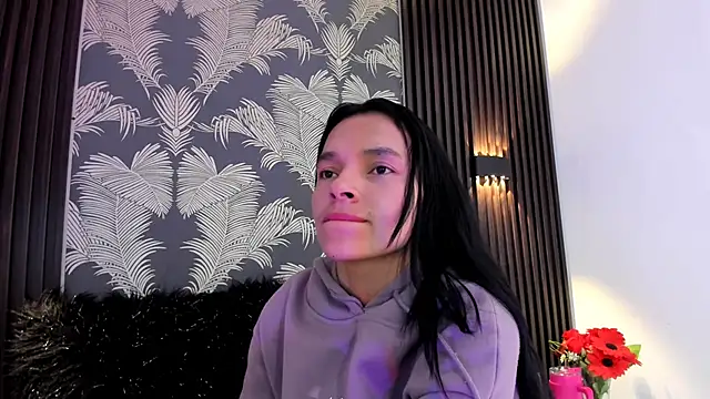 Snapshot of _shantal_smith chatting on 02-12-26, 12:32 shantal smith online show from 02-12-26, 12:32