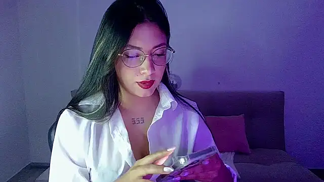 Lia 14  online show from 03-05-26, 11:54