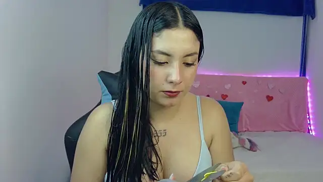 Lia 14  online show from 02-28-25, 03:04