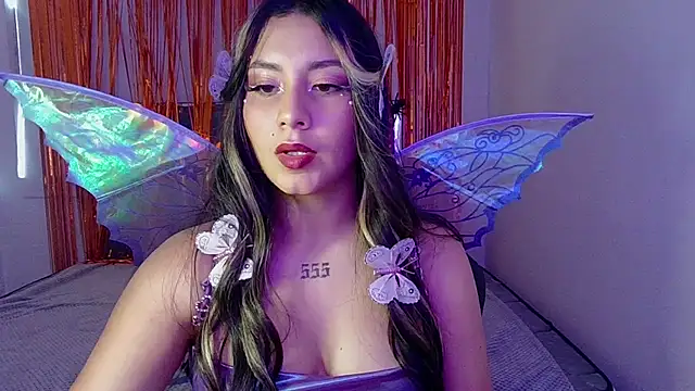 Lia 14  online show from 10-31-25, 09:00