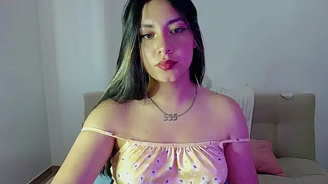 Lia 14  online show from 05-27-26, 10:17