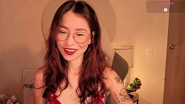 Snapshot of rosse_98_ chatting on 06-13-26, 02:26 rosse 98 online show from 06-13-26, 02:26