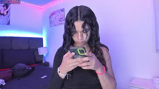 Snapshot of Megan_Miles02 chatting on 11-01-25, 08:03 Megan Miles02 online show from 11-01-25, 08:03