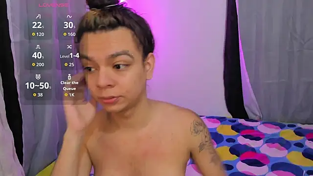 Snapshot of Megan_Miles02 chatting on 02-20-26, 03:03 Megan Miles02 online show from 02-20-26, 03:03