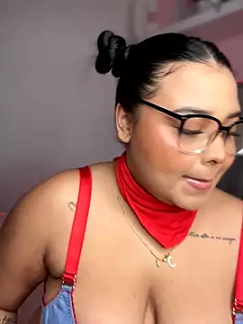 Emily cooper20 online show from 11-30-25, 01:17