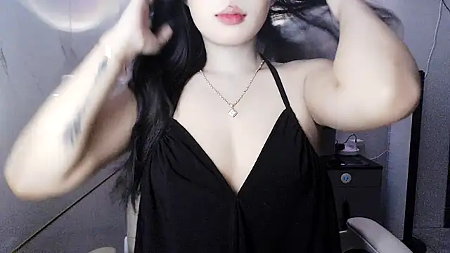 Snapshot of -KathySweet- chatting on 10-14-25, 03:40 -KathySweet- online show from 10-14-25, 03:40