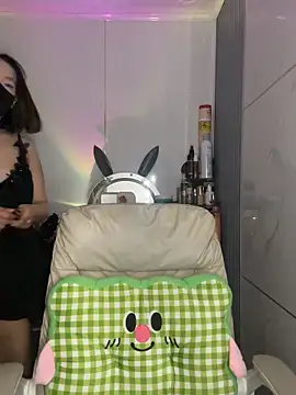 Snapshot of -KathySweet- chatting on 05-27-26, 03:03 -KathySweet- online show from 05-27-26, 03:03