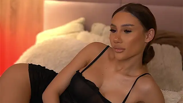 Snapshot of AvaHeath chatting on 03-02-25, 10:34 AvaHeath online show from 03-02-25, 10:34