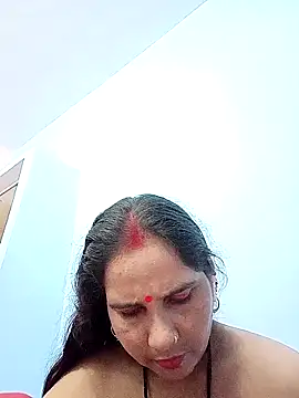 reemacouple007 online show from 11-01-25, 07:52