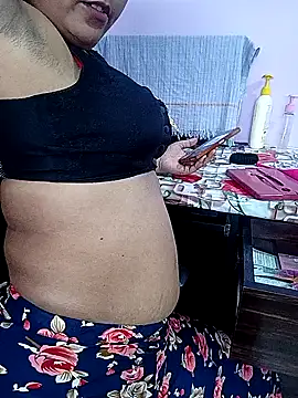 reemacouple007 online show from 04-28-26, 05:39
