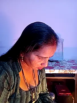 reemacouple007 online show from 02-06-26, 08:21