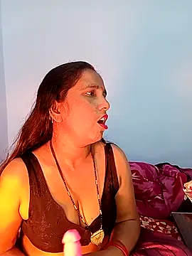 reemacouple007 online show from 12-17-25, 05:40