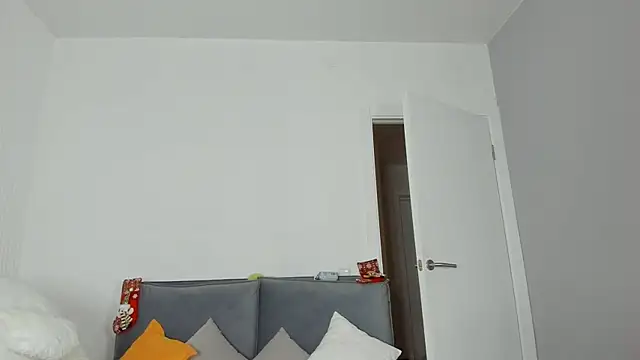 dolly ll online show from 03-13-25, 04:34