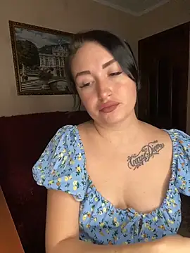 Roxana Bell online show from 09-26-25, 04:47
