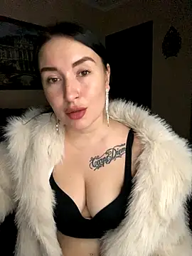 Roxana Bell online show from 11-29-25, 05:24