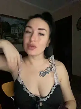 Roxana Bell online show from 12-05-25, 12:48