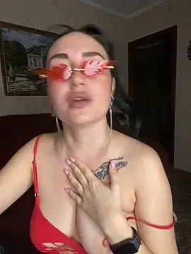 Roxana Bell online show from 11-21-25, 08:30