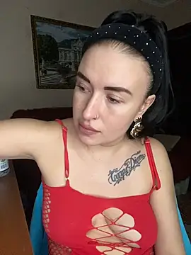 Roxana Bell online show from 02-25-26, 03:45