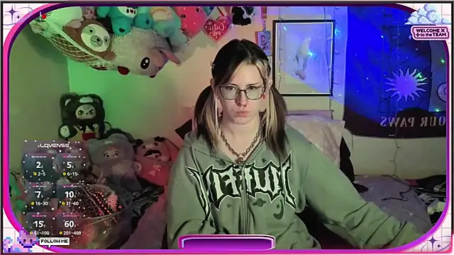 Snapshot of AmbrosiaKitty chatting on 04-26-26, 07:49 AmbrosiaKitty online show from 04-26-26, 07:49