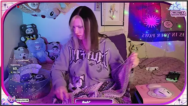 Snapshot of AmbrosiaKitty chatting on 06-11-26, 08:55 AmbrosiaKitty online show from 06-11-26, 08:55