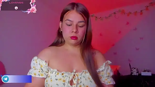 little tifanny82 online show from 03-11-26, 02:55