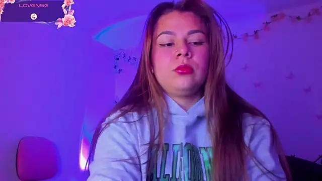 little tifanny82 online show from 03-07-26, 01:49