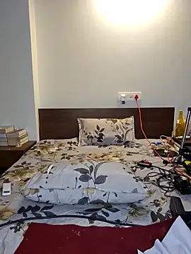 Snapshot of Blossam_07 chatting on 03-23-25, 12:04 Blossam 07 online show from 03-23-25, 12:04