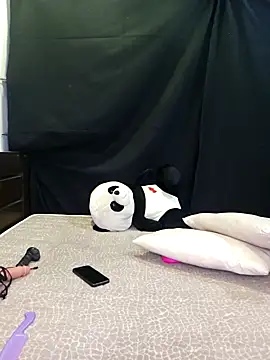 Snapshot of Blossam_07 chatting on 01-17-25, 11:27 Blossam 07 online show from 01-17-25, 11:27