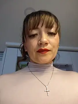 Snapshot of tata_laima__ chatting on 10-15-25, 01:41 tata laima online show from 10-15-25, 01:41