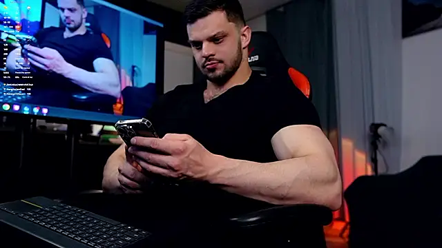 Snapshot of danielkraigforu chatting on 02-23-26, 12:01 danielkraigforu online show from 02-23-26, 12:01