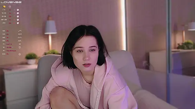 LissaLarsson  online show from 01-04-25, 11:00