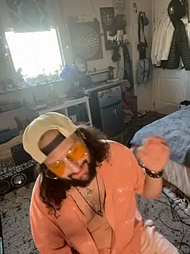 Snapshot of BobbyQ29 chatting on 03-01-26, 04:40 BobbyQ29 online show from 03-01-26, 04:40