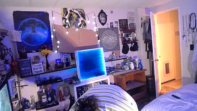 BobbyQ29 online show from 03-30-26, 04:58