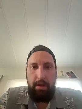 BobbyQ29 online show from 04-21-26, 05:30