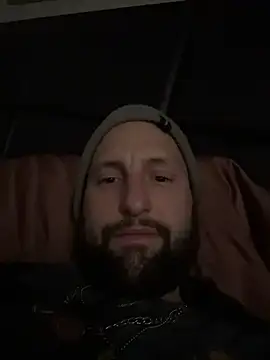 Snapshot of BobbyQ29 chatting on 02-08-26, 07:28 BobbyQ29 online show from 02-08-26, 07:28