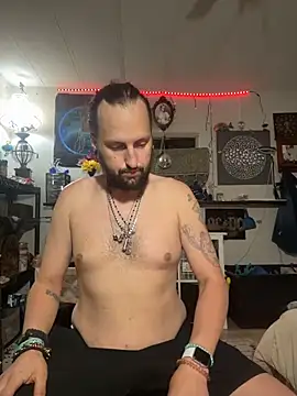 Snapshot of BobbyQ29 chatting on 02-17-26, 08:11 BobbyQ29 online show from 02-17-26, 08:11