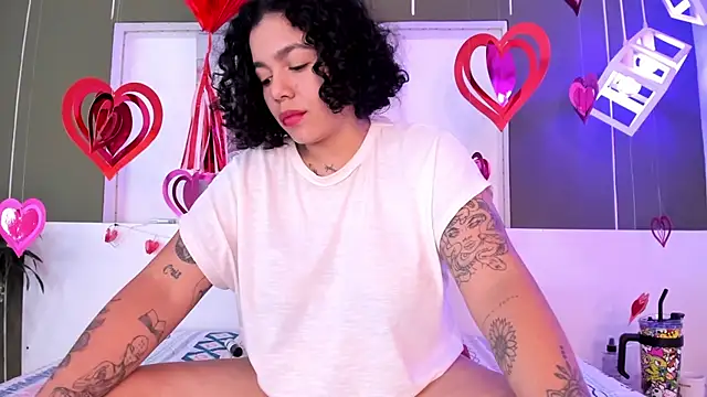 Alexxxholy online show from 02-15-25, 08:23