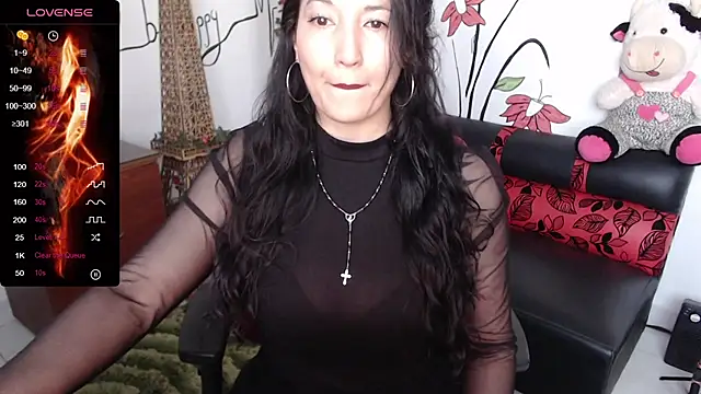 Snapshot of Roxanne_Ssummers chatting on 12-03-24, 02:44 Roxanne Ssummers online show from 12-03-24, 02:44