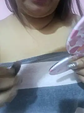 Snapshot of Ravina_patil1 chatting on 07-19-26, 03:37 Ravina patil1 online show from 07-19-26, 03:37