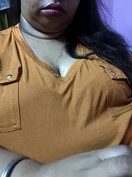 Snapshot of Ravina_patil1 chatting on 09-20-25, 05:07 Ravina patil1 online show from 09-20-25, 05:07