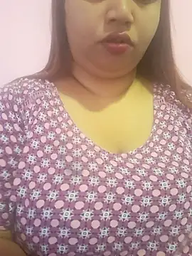 Snapshot of Ravina_patil1 chatting on 07-08-26, 12:17 Ravina patil1 online show from 07-08-26, 12:17