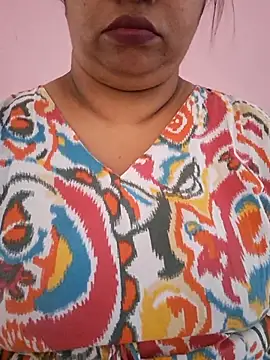 Snapshot of Ravina_patil1 chatting on 05-28-26, 06:21 Ravina patil1 online show from 05-28-26, 06:21