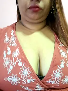 Snapshot of Ravina_patil1 chatting on 07-07-26, 06:47 Ravina patil1 online show from 07-07-26, 06:47