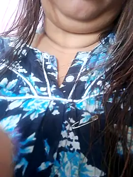 Snapshot of Ravina_patil1 chatting on 07-04-26, 05:58 Ravina patil1 online show from 07-04-26, 05:58