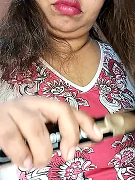 Snapshot of Ravina_patil1 chatting on 02-27-25, 06:20 Ravina patil1 online show from 02-27-25, 06:20