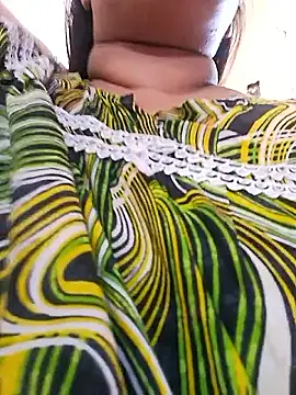 Snapshot of Ravina_patil1 chatting on 06-06-26, 05:56 Ravina patil1 online show from 06-06-26, 05:56