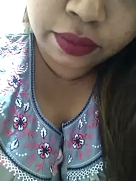 Ravina patil1 online show from 12-16-25, 07:34