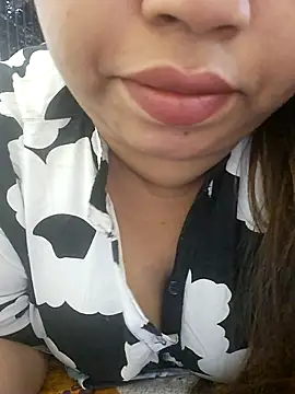 Ravina patil1 online show from 01-08-26, 04:46